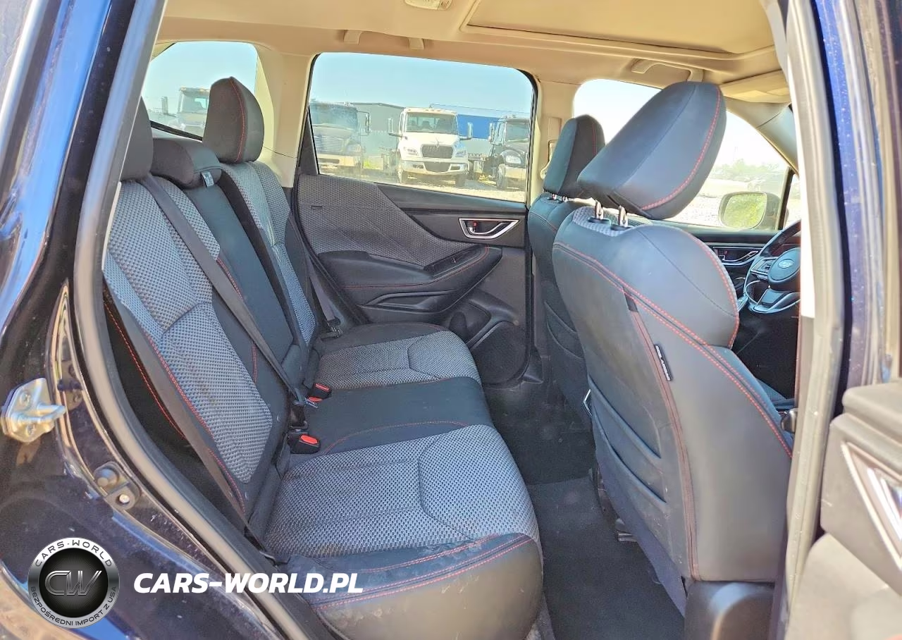 2019 Subaru Forester Sport VIN:JF2SKAPC6KH596178 - 10
