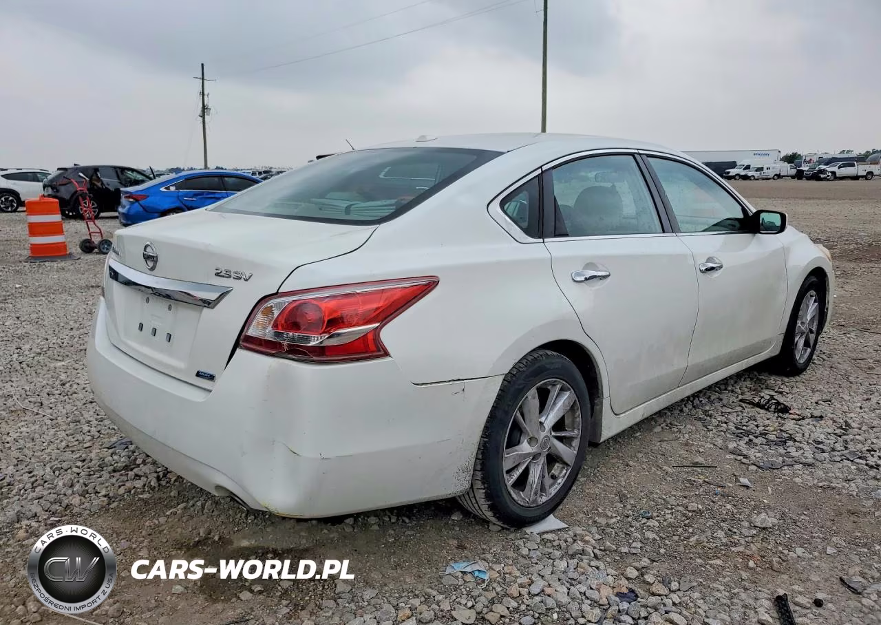 2013 Nissan Altima 2.5 VIN:1N4AL3AP1DC104029 - 3