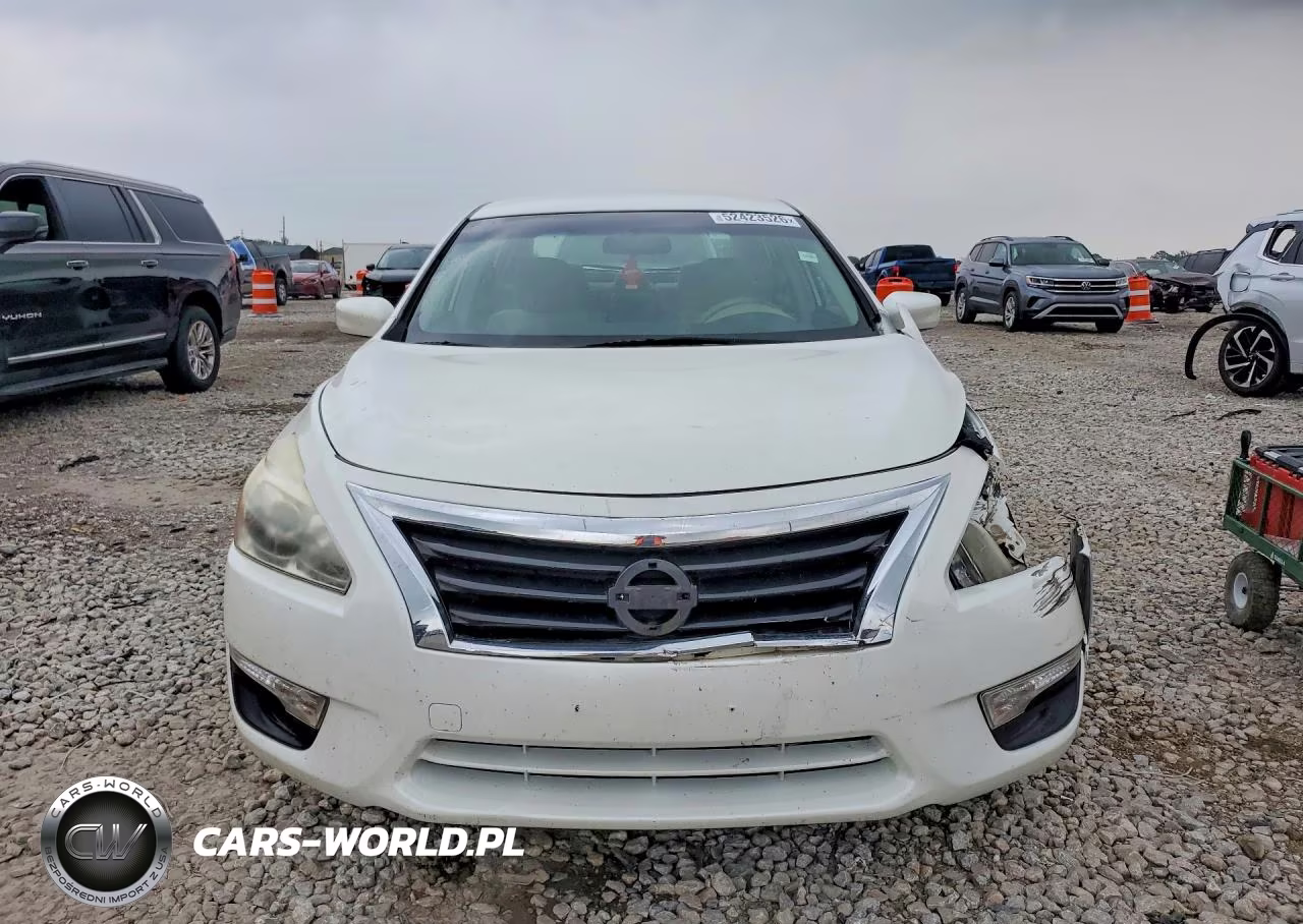 2013 Nissan Altima 2.5 VIN:1N4AL3AP1DC104029 - 5