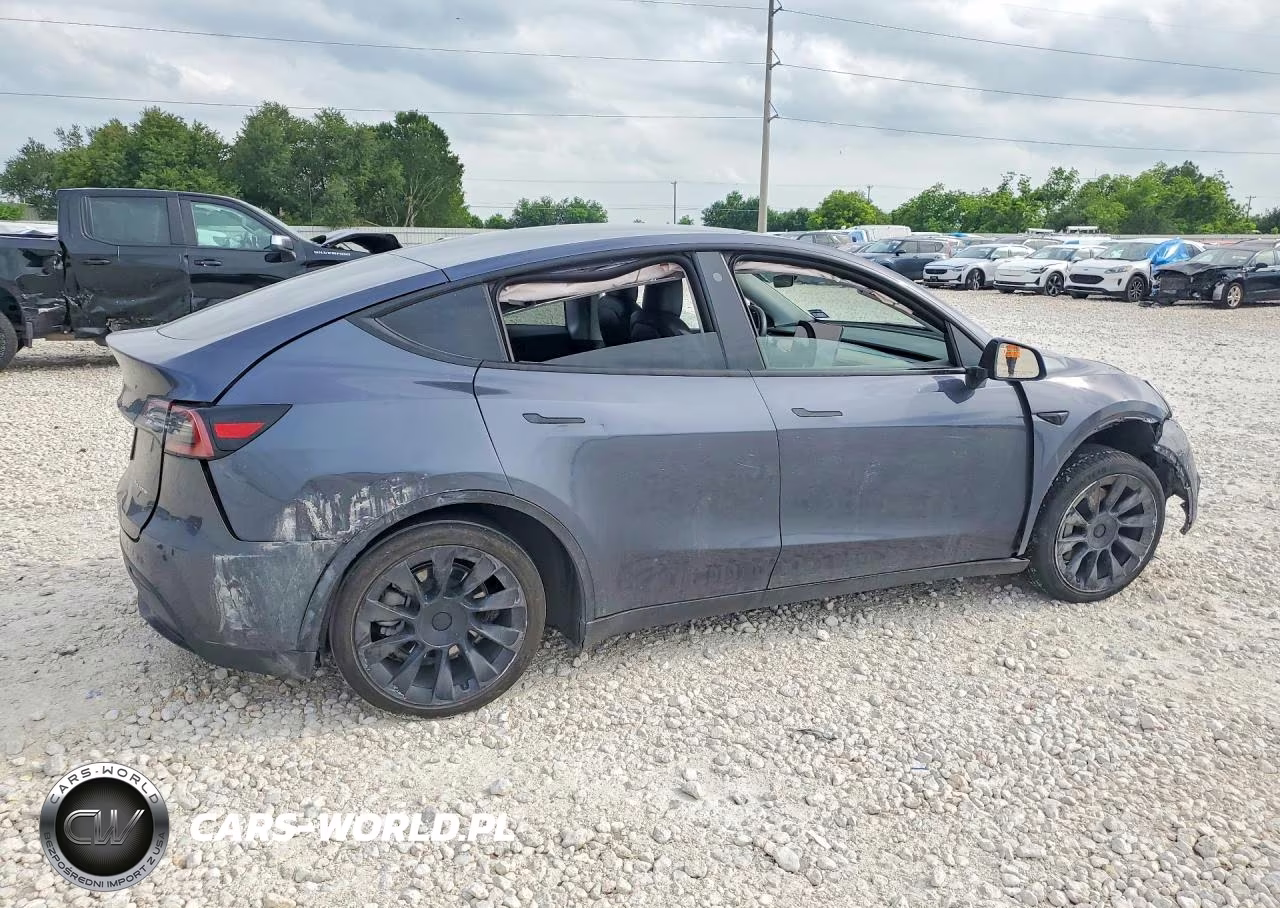 2021 Tesla Model Y VIN:5YJYGDEE3MF202946 - 3