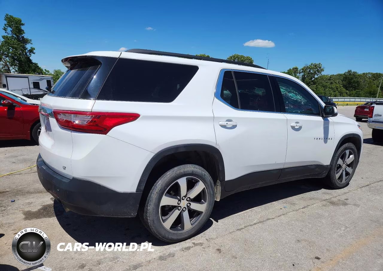 2021 Chevrolet Traverse Lt VIN:1GNERHKW5MJ159096 - 3