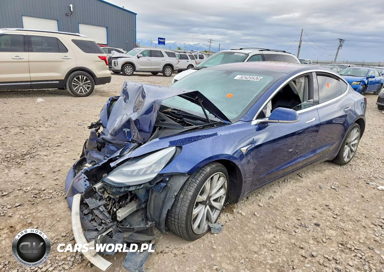2018 Tesla Model 3 – zdjęcie 1 z 12
