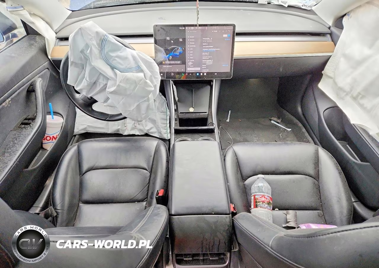 2018 Tesla Model 3 VIN:5YJ3E1EB4JF065001 - 8