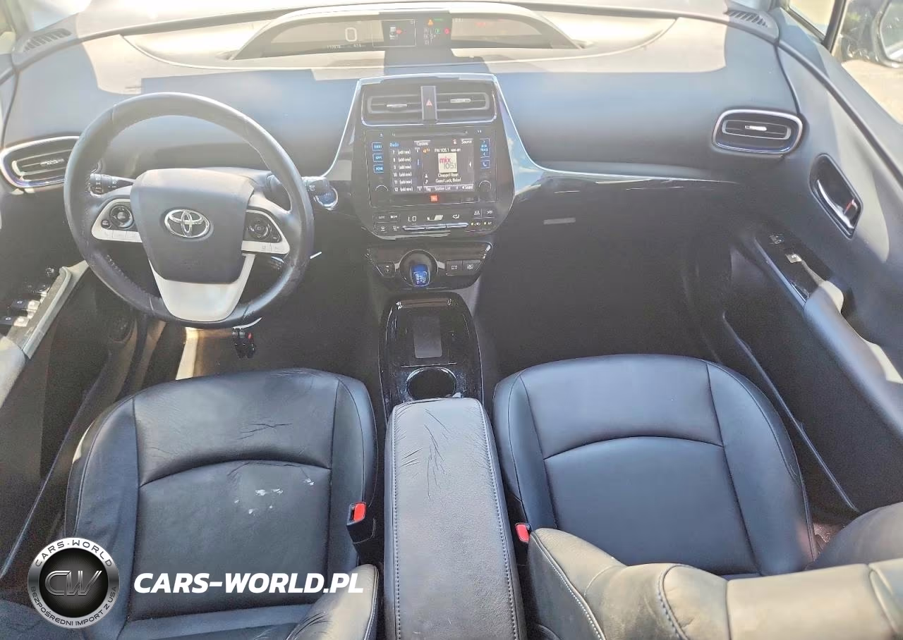 2017 Toyota Prius Four Touring VIN:JTDKARFU2H3036741 - 8