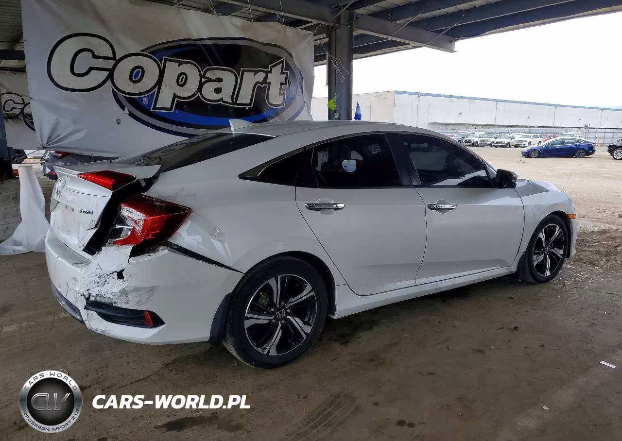 2017 Honda Civic Touring VIN:19XFC1F95HE020986 - 3