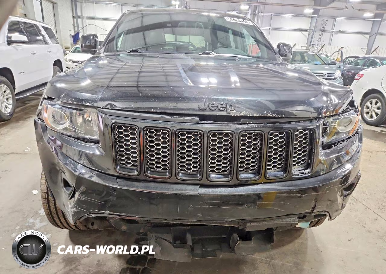 2015 Jeep Grand Cherokee Laredo VIN:1C4RJFAG1FC852853 - 5
