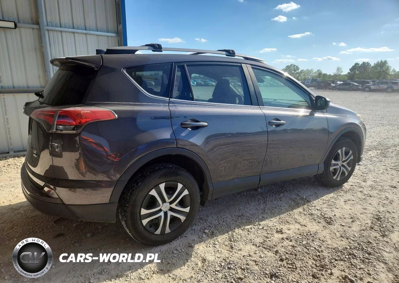 2017 Toyota Rav4 Le VIN:2T3BFREV3HW608506 - 3