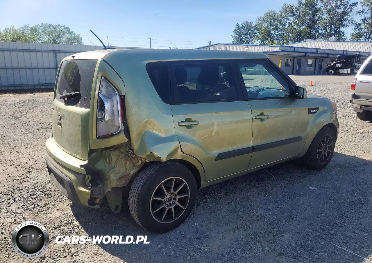 2013 Kia Soul Base VIN:KNDJT2A5XD7486900 - 3