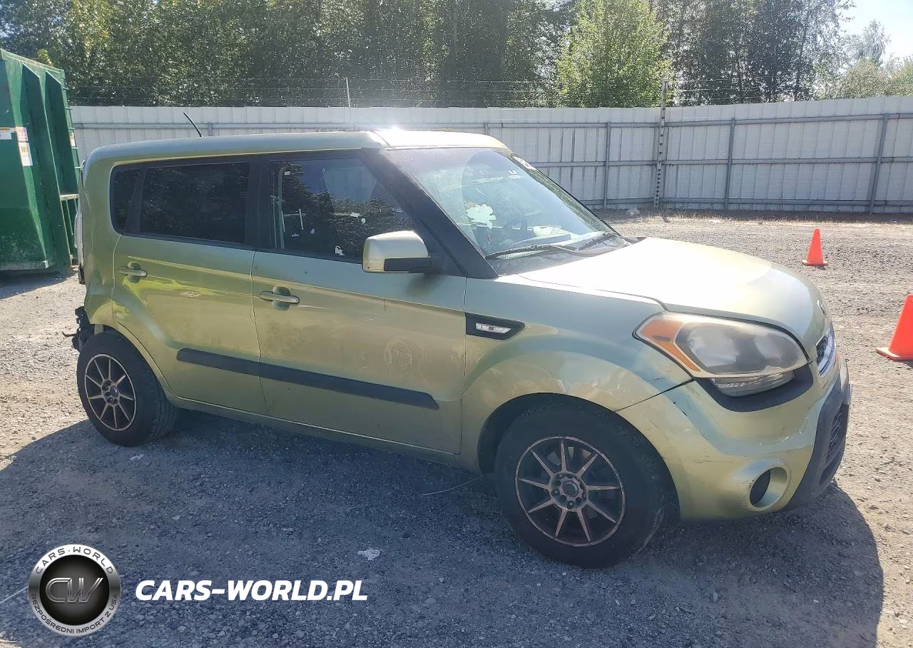 2013 Kia Soul Base VIN:KNDJT2A5XD7486900 - 4