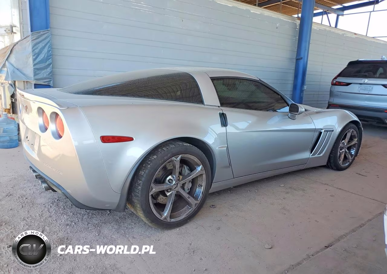 2012 Chevrolet Corvette Grand Sport VIN:1G1YW2DW2C5100337 - 3