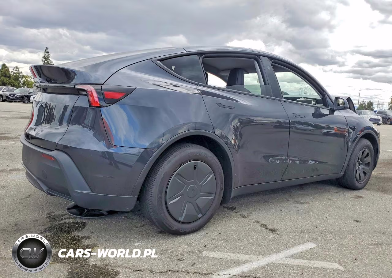 2026 Tesla Model Y VIN:7SAYGDED5TA601816 - 3