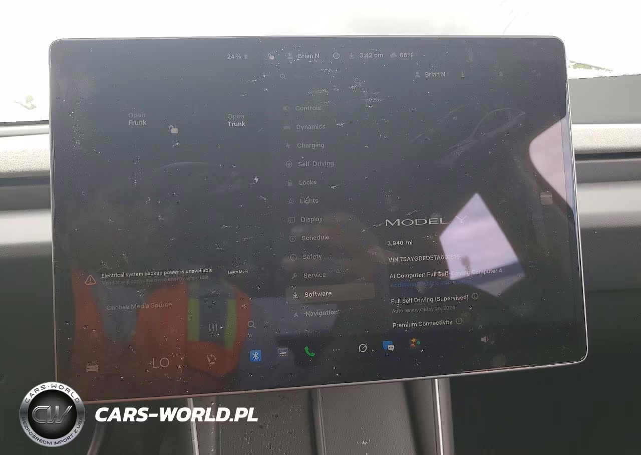 2026 Tesla Model Y VIN:7SAYGDED5TA601816 - 9