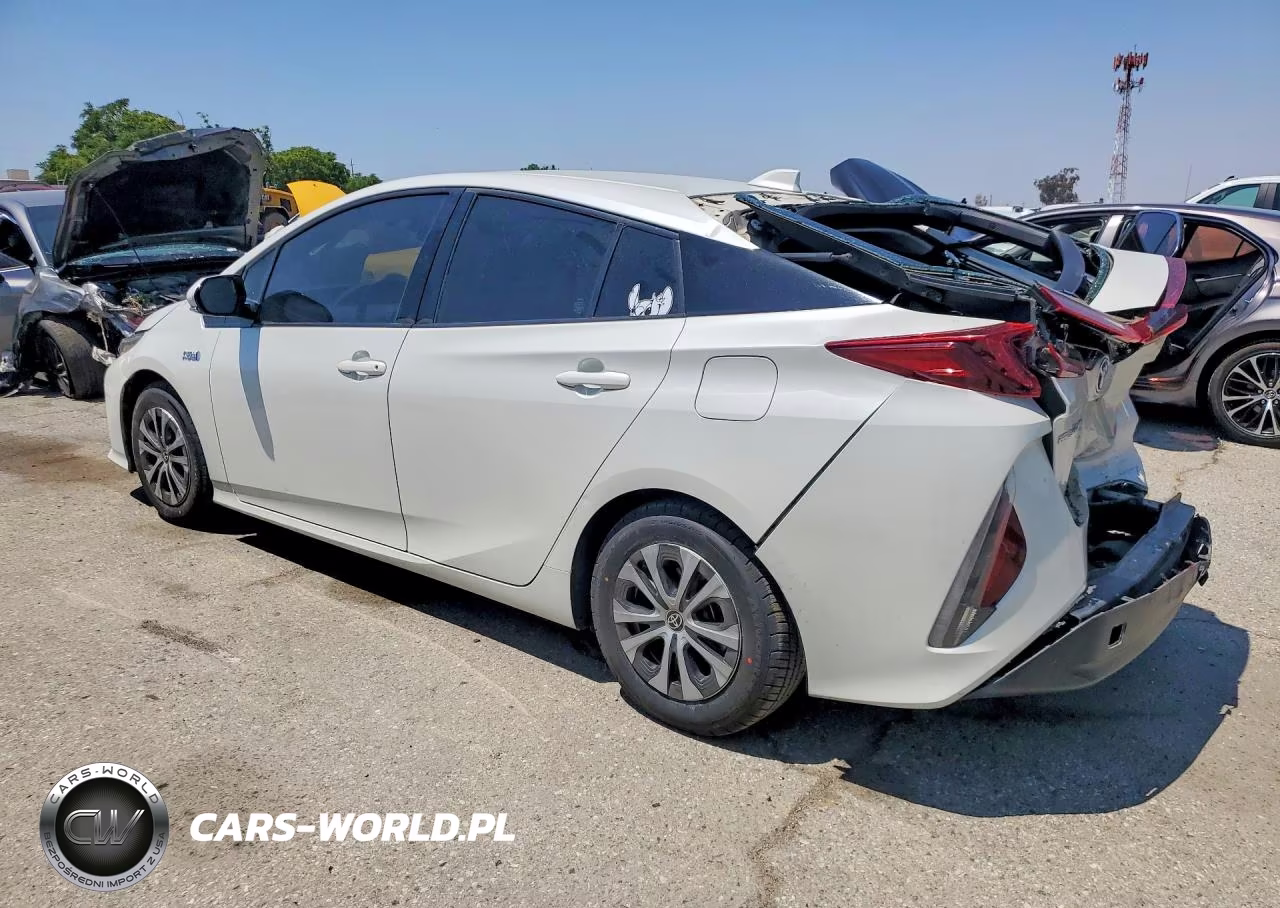 2020 Toyota Prius Prime Le VIN:JTDKARFP3L3132090 - 2