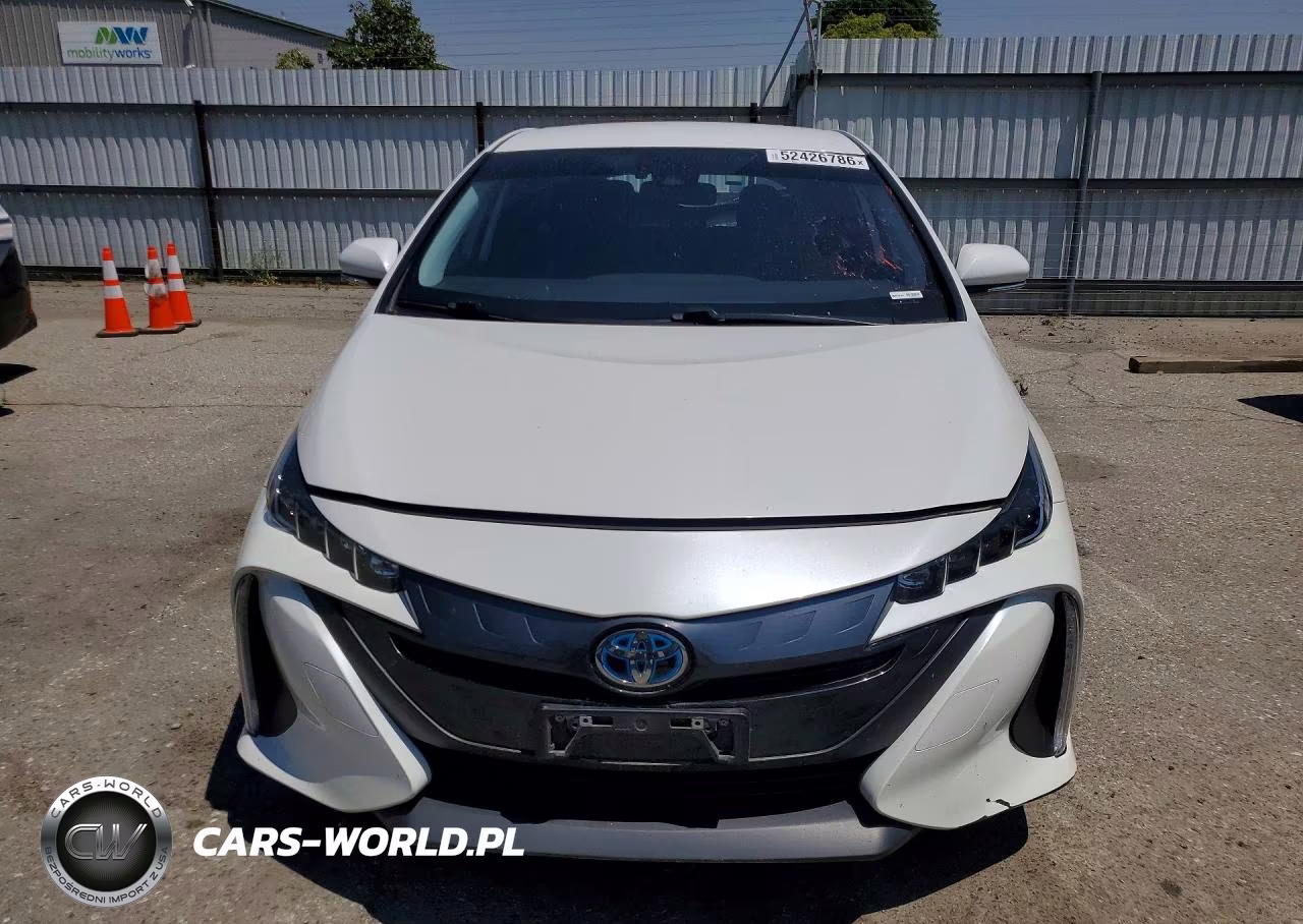 2020 Toyota Prius Prime Le VIN:JTDKARFP3L3132090 - 5