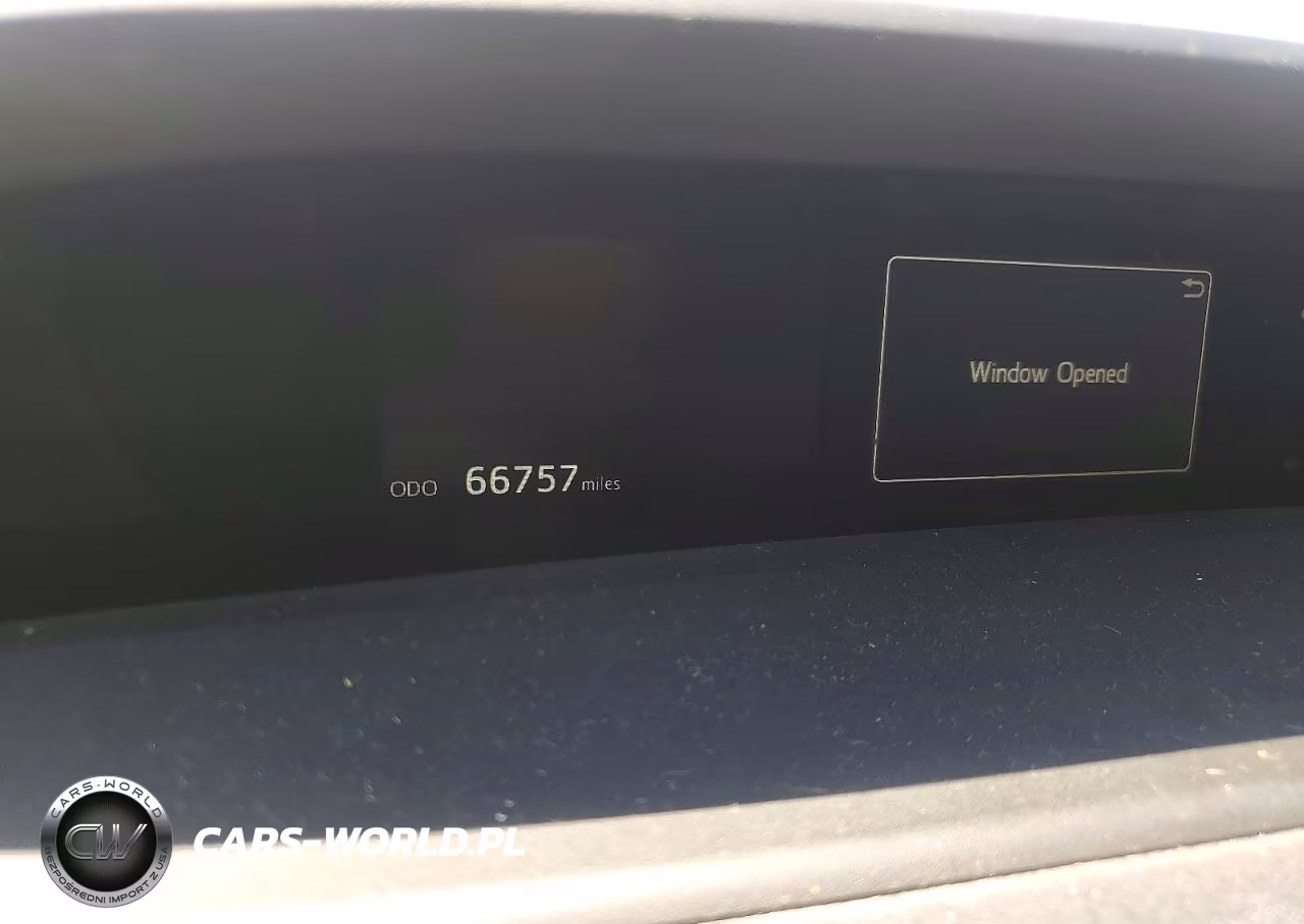 2020 Toyota Prius Prime Le VIN:JTDKARFP3L3132090 - 9