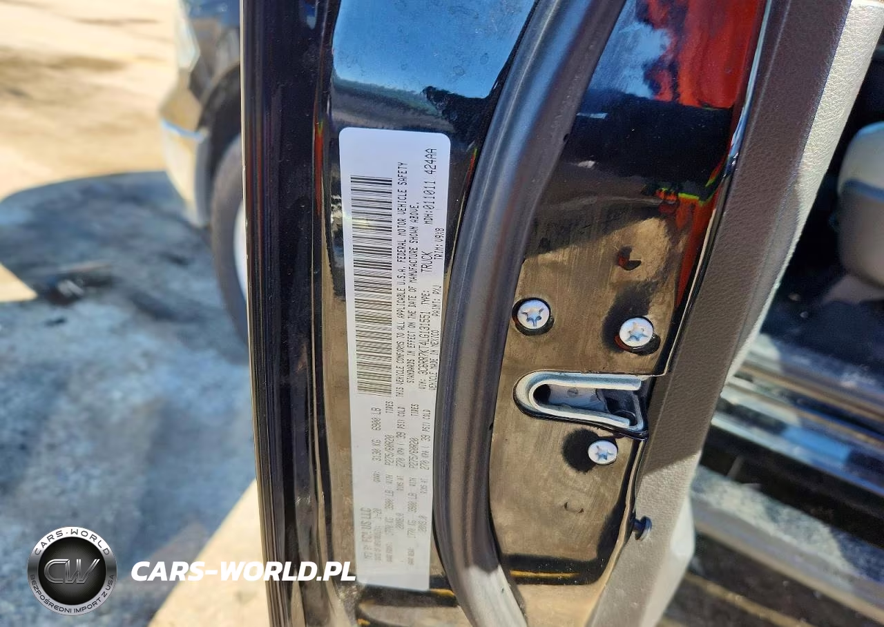 2020 Ram 1500 Classic Tradesman VIN:3C6RR7KT4LG131551 - 12