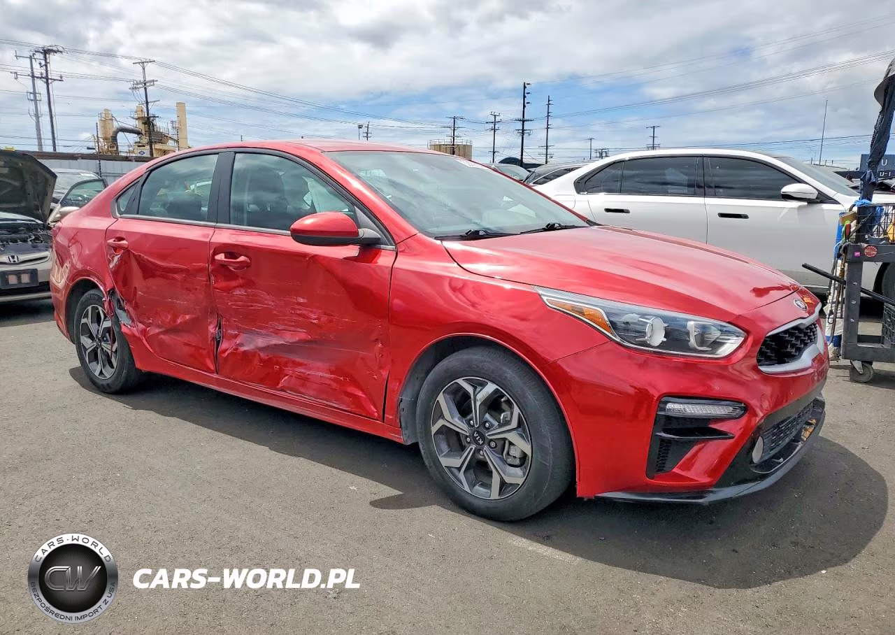 2021 Kia Forte Lxs VIN:3KPF24AD5ME405815 - 4