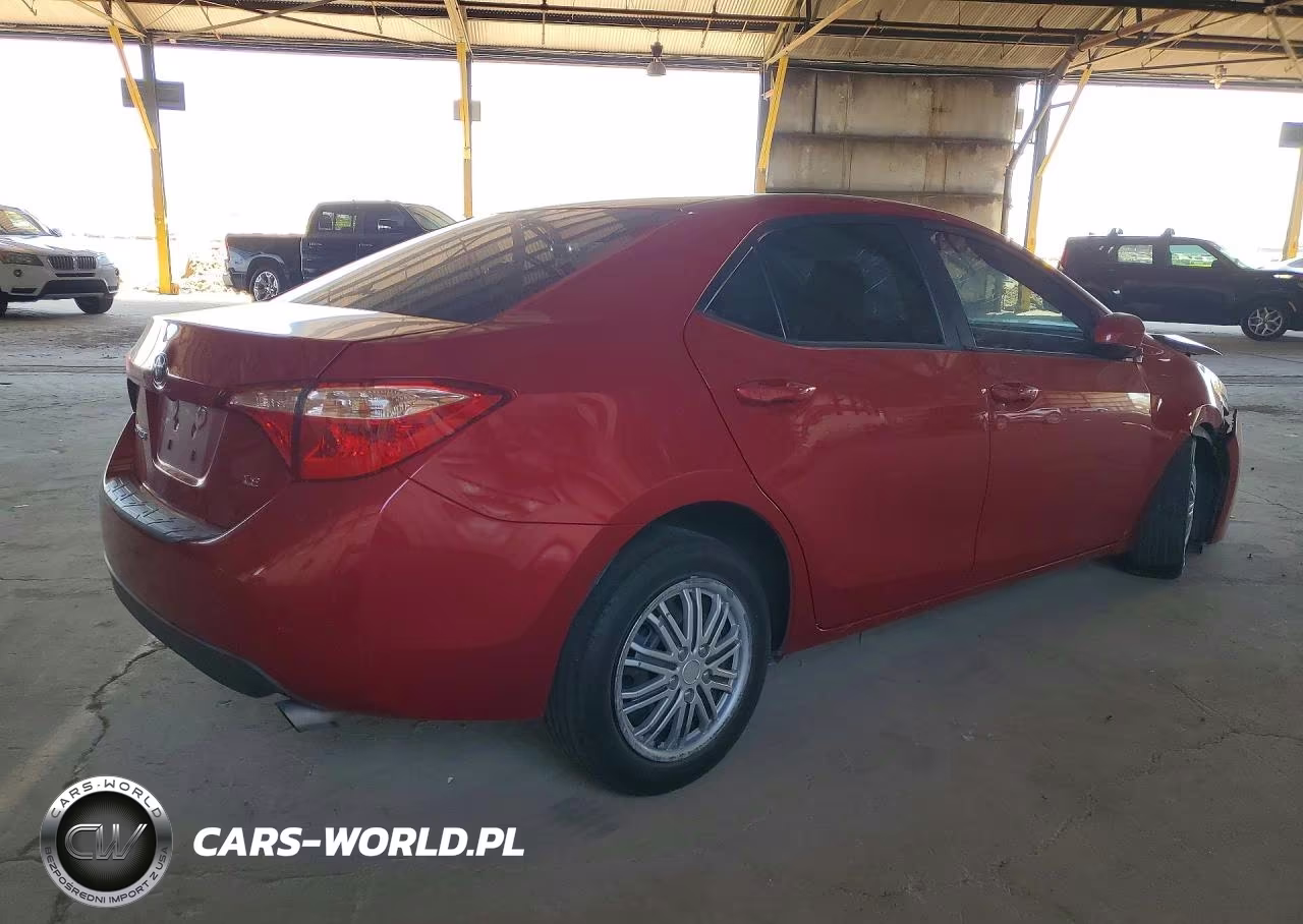 2018 Toyota Corolla Le VIN:2T1BURHE6JC081157 - 3