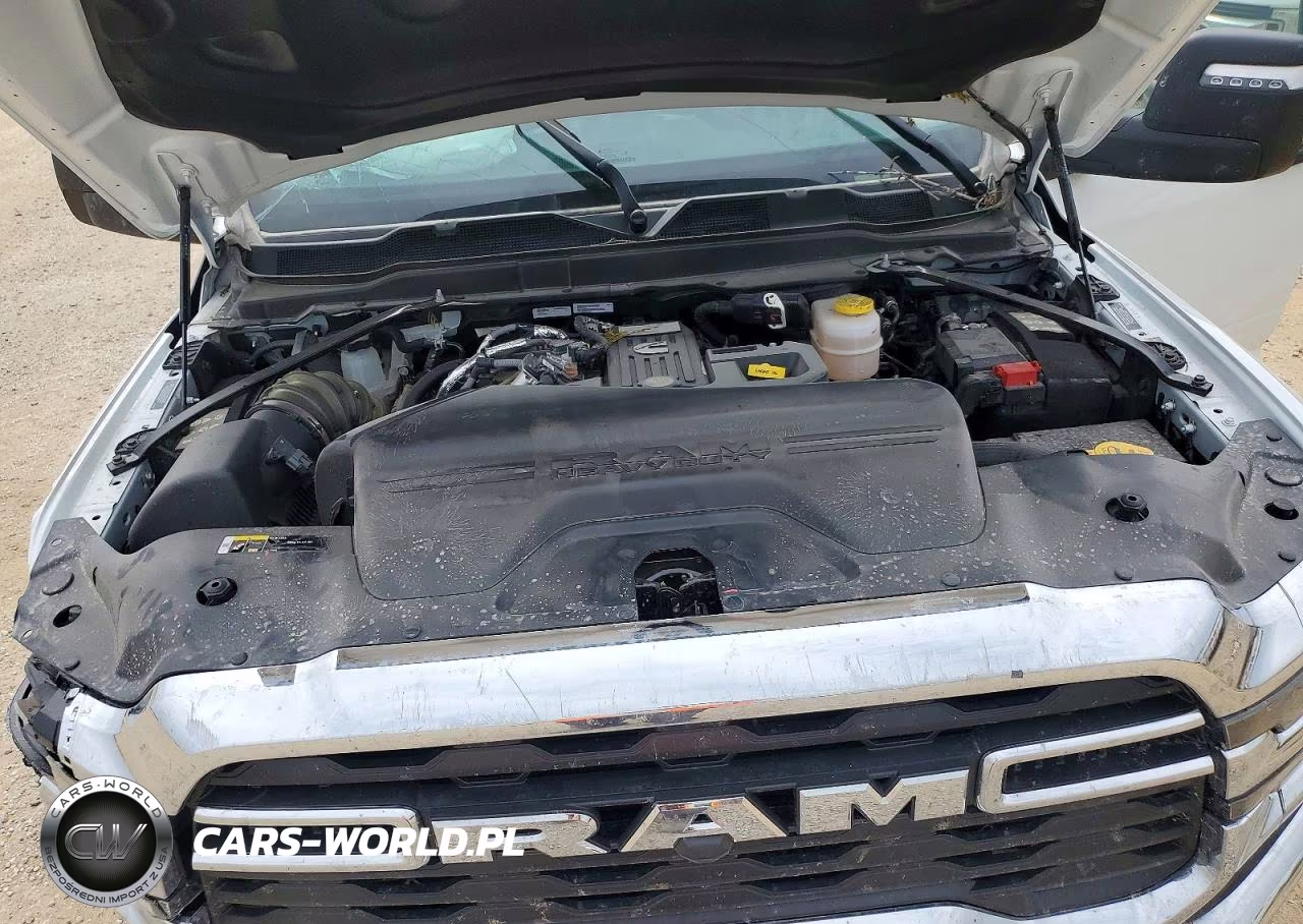 2026 Ram 2500 Big Horn VIN:3C6UR5DL0TG220867 - 11
