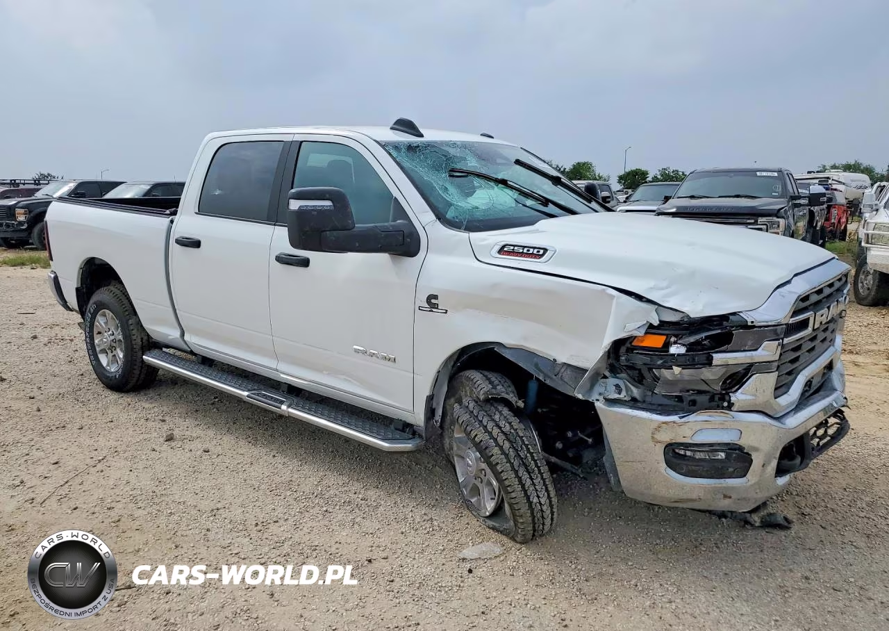 2026 Ram 2500 Big Horn VIN:3C6UR5DL0TG220867 - 4