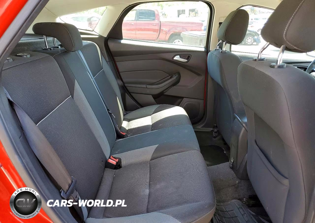 2012 Ford Focus Se VIN:1FAHP3K25CL313052 - 10