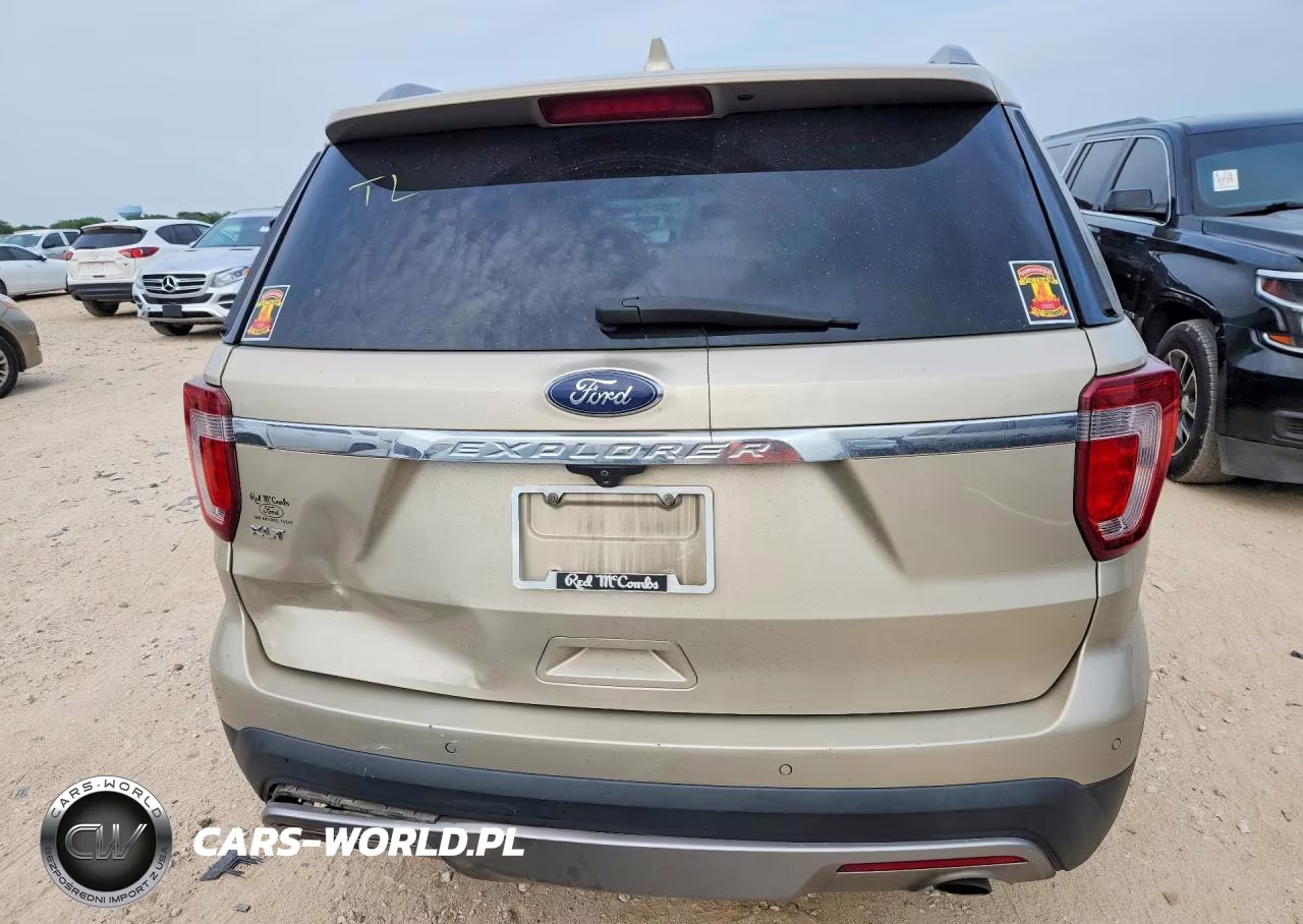 2017 Ford Explorer Xlt VIN:1FM5K7D80HGD53295 - 6