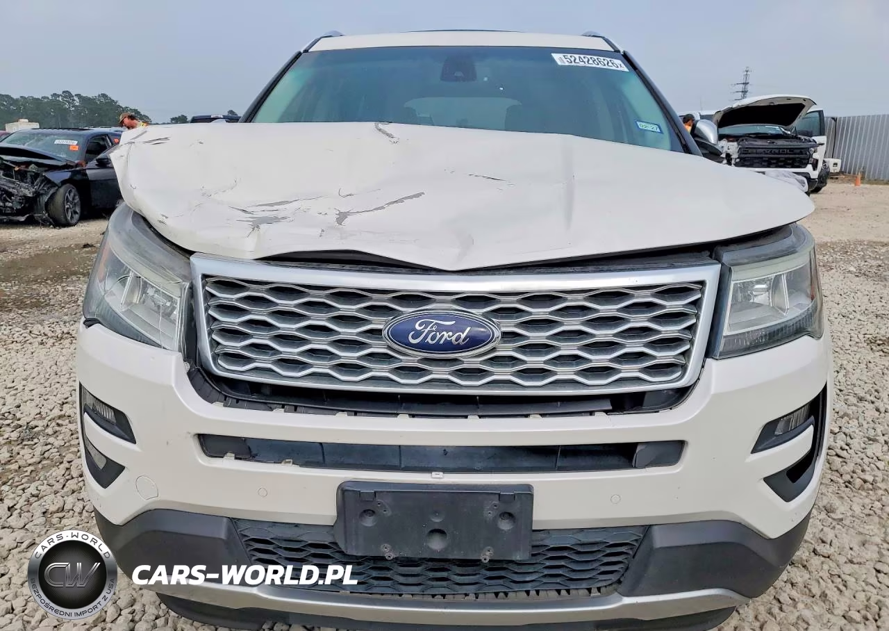 2016 Ford Explorer Platinum VIN:1FM5K8HT4GGC38640 - 5