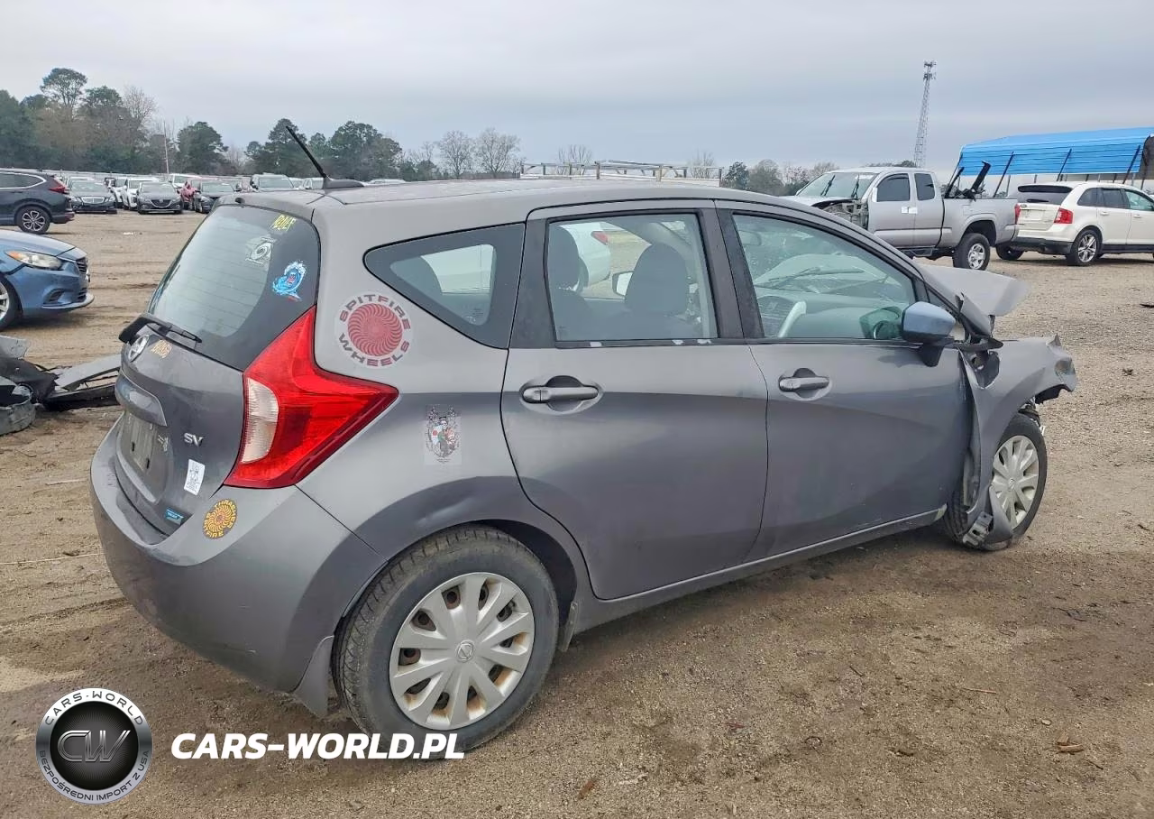 2016 Nissan Versa Note S VIN:3N1CE2CP2GL386231 - 3