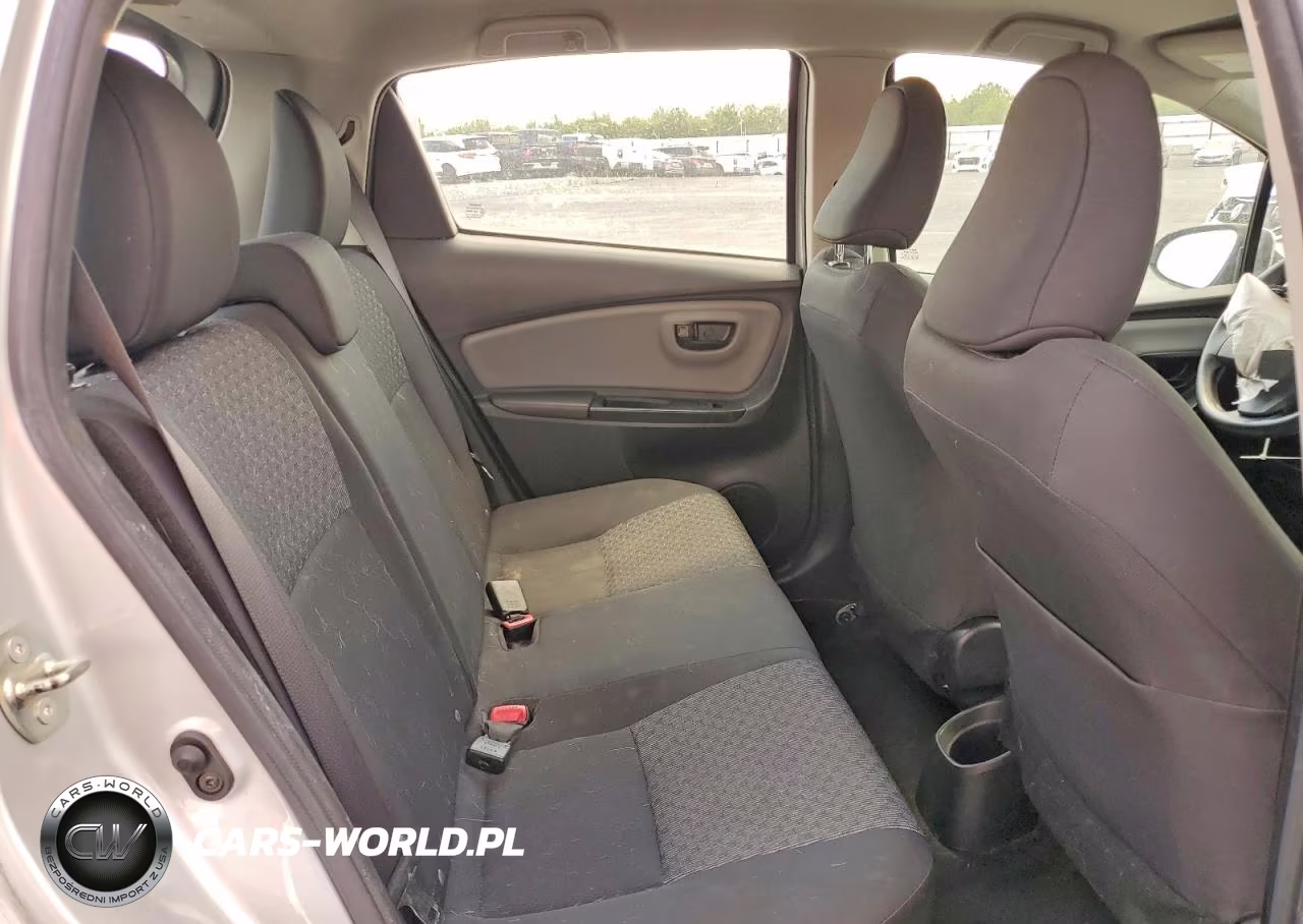2015 Toyota Yaris 5-Door L VIN:VNKKTUD30FA047843 - 10