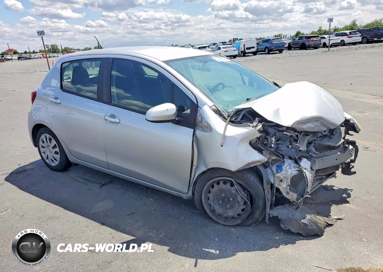 2015 Toyota Yaris 5-Door L VIN:VNKKTUD30FA047843 - 4
