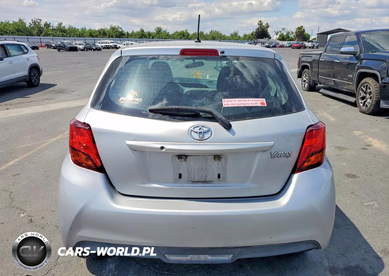 2015 Toyota Yaris 5-Door L VIN:VNKKTUD30FA047843 - 6