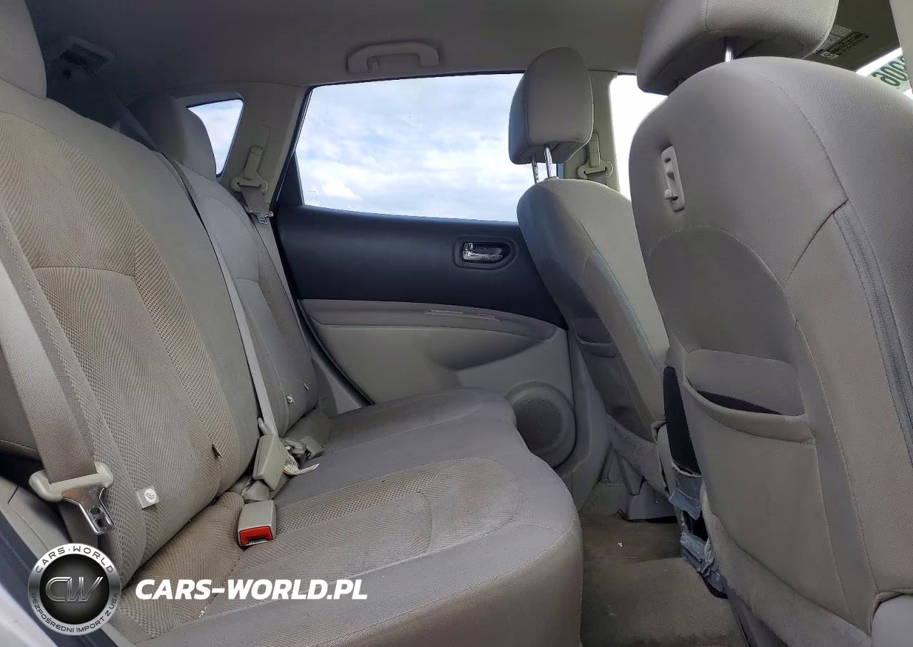 2014 Nissan Rogue Select S VIN:JN8AS5MV8EW704019 - 11