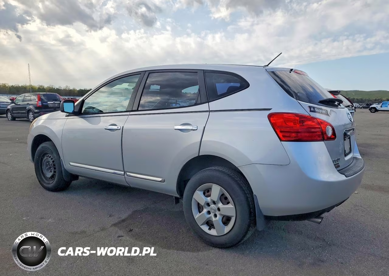 2014 Nissan Rogue Select S VIN:JN8AS5MV8EW704019 - 2