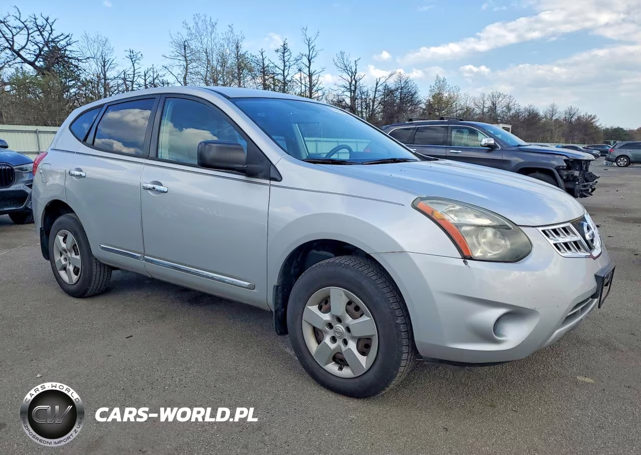 2014 Nissan Rogue Select S VIN:JN8AS5MV8EW704019 - 4