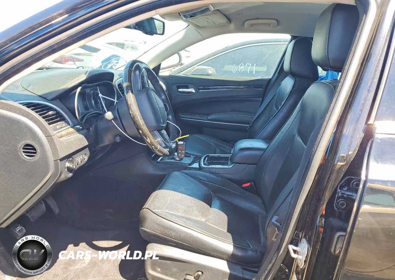 2018 Chrysler 300 Limited VIN:2C3CCAEG6JH159834 - 7