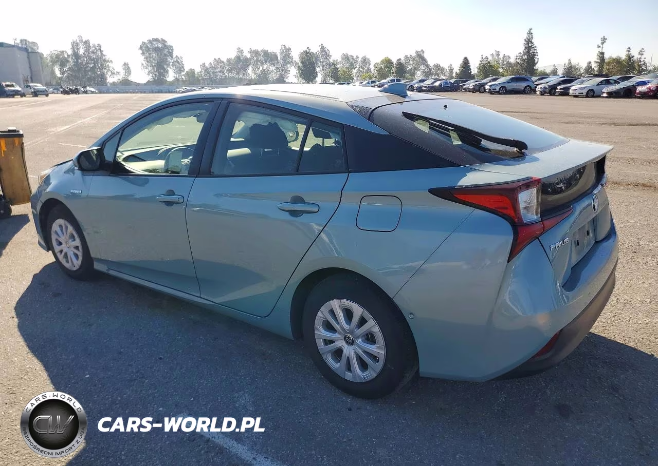 2021 Toyota Prius Le VIN:JTDKAMFU7M3150571 - 2