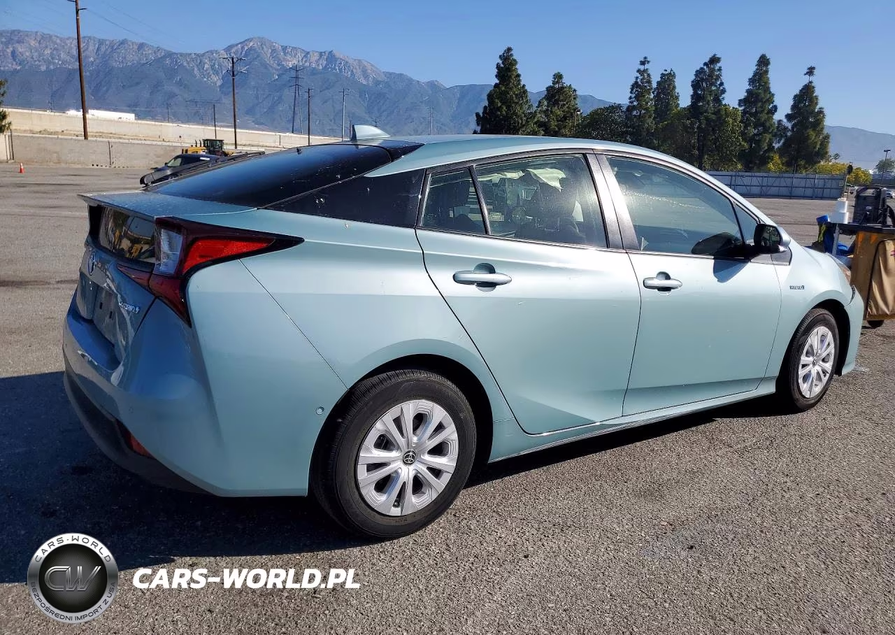 2021 Toyota Prius Le VIN:JTDKAMFU7M3150571 - 3