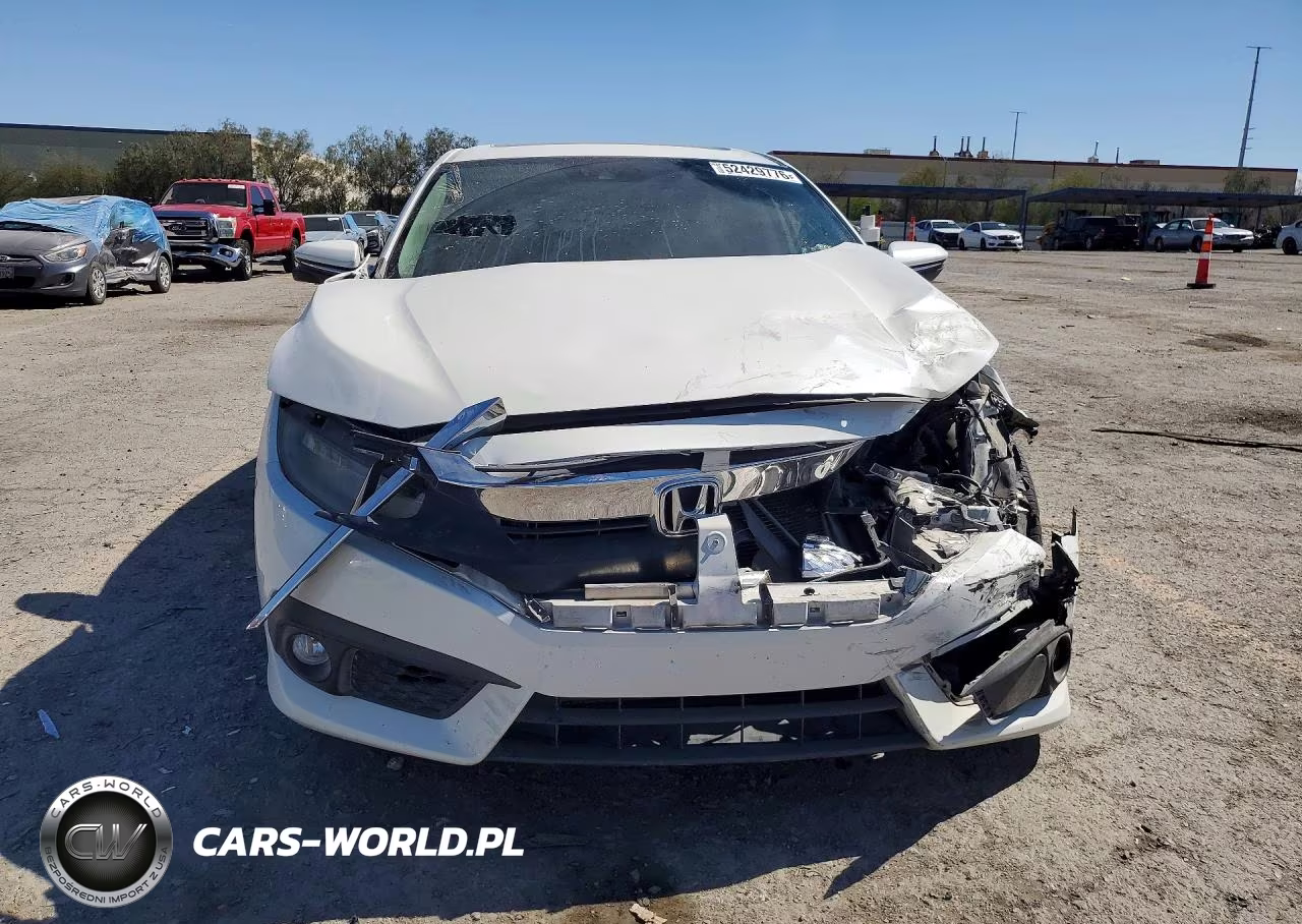 2017 Honda Civic Touring VIN:19XFC1F99HE011840 - 5