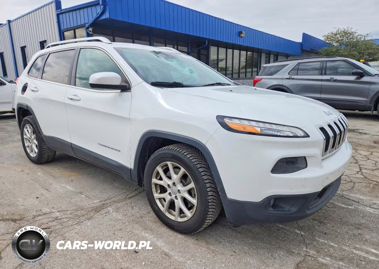 2014 Jeep Cherokee Latitude VIN:1C4PJLCB7EW101762 - 4