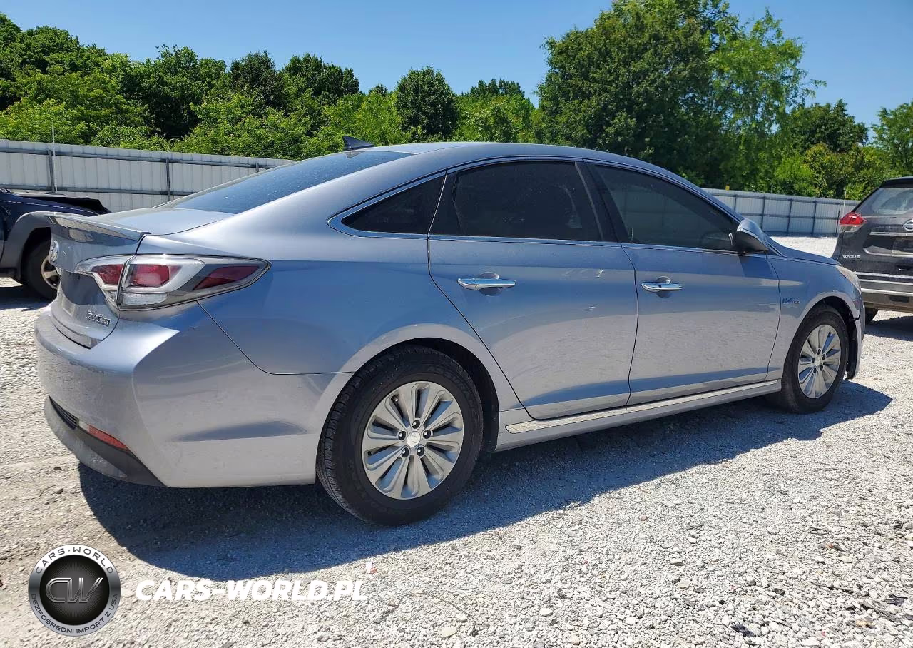 2016 Hyundai Sonata Hybrid Se VIN:KMHE24L18GA036806 - 3