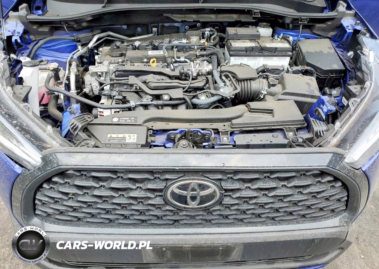 2024 Toyota Corolla Cross Le VIN:7MUCAABG3RV105383 - 11