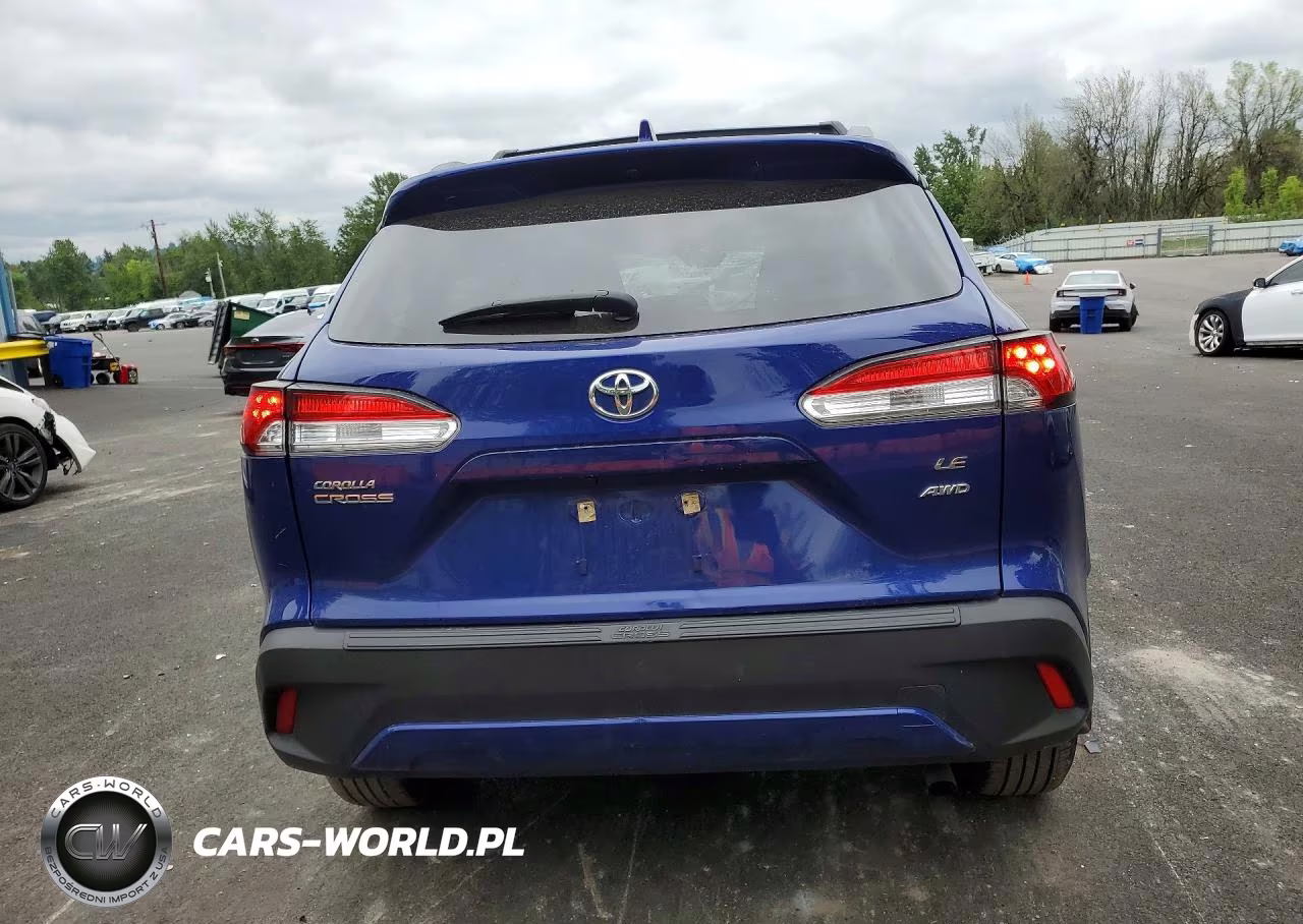 2024 Toyota Corolla Cross Le VIN:7MUCAABG3RV105383 - 6