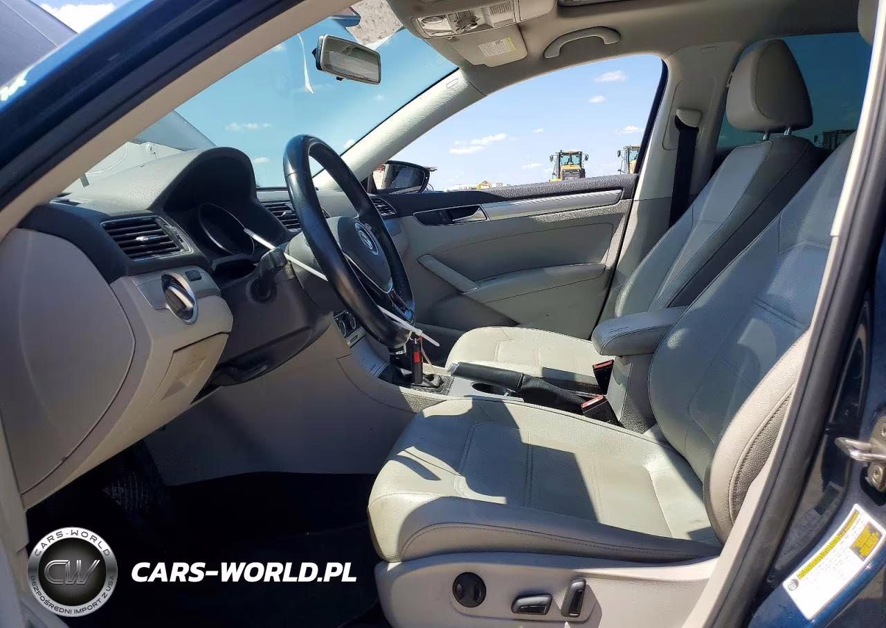 2019 Volkswagen Passat Wolfsburg VIN:1VWLA7A36KC010140 - 7
