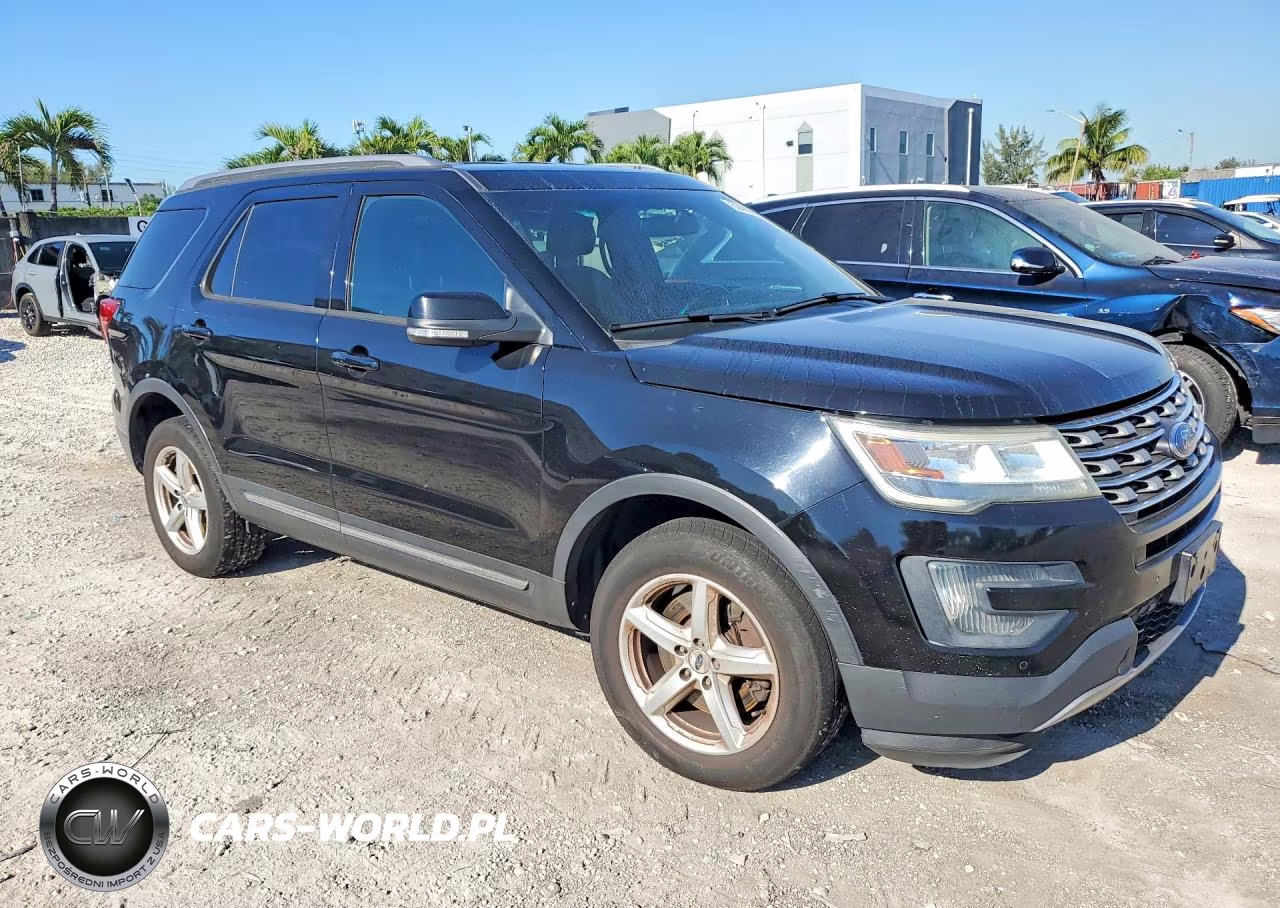 2016 Ford Explorer Xlt VIN:1FM5K8DHXGGA73825 - 4