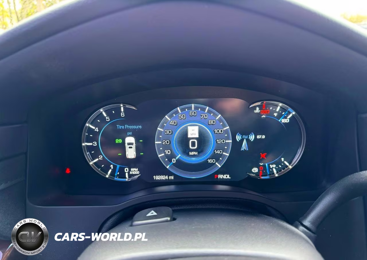 2019 Cadillac Escalade Luxury VIN:1GYS4BKJ4KR364476 - 8