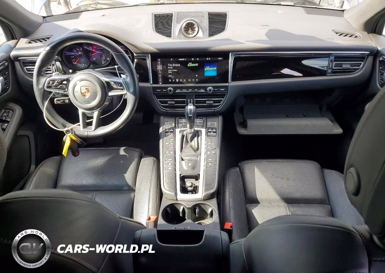 2020 Porsche Macan VIN:WP1AA2A50LLB05856 - 8