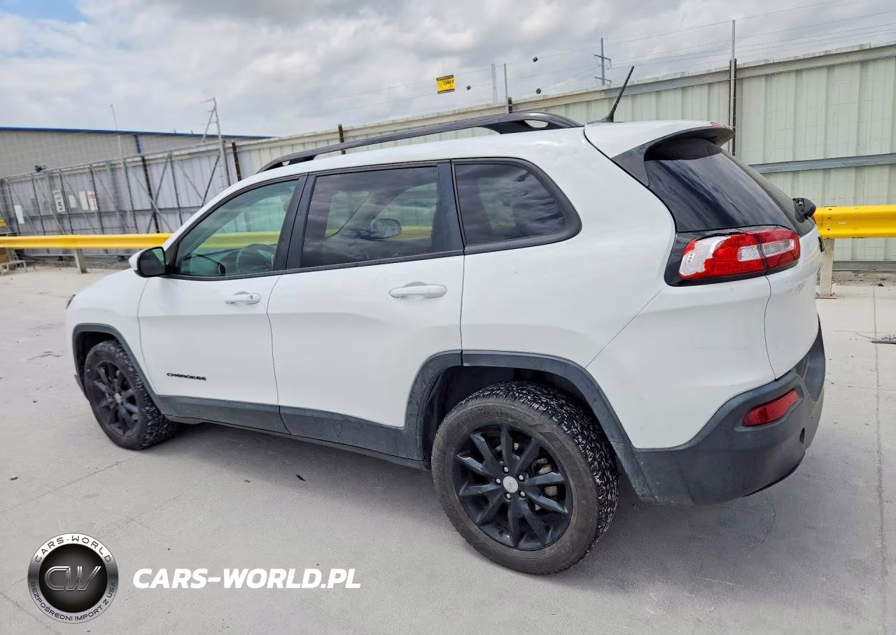 2014 Jeep Cherokee Latitude VIN:1C4PJLCB8EW312761 - 2