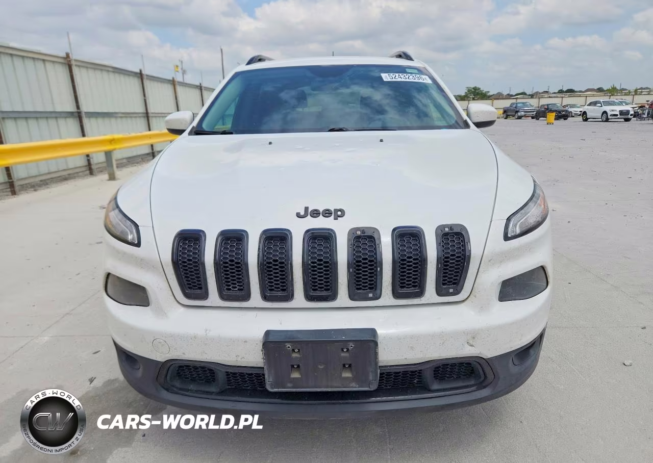 2014 Jeep Cherokee Latitude VIN:1C4PJLCB8EW312761 - 5