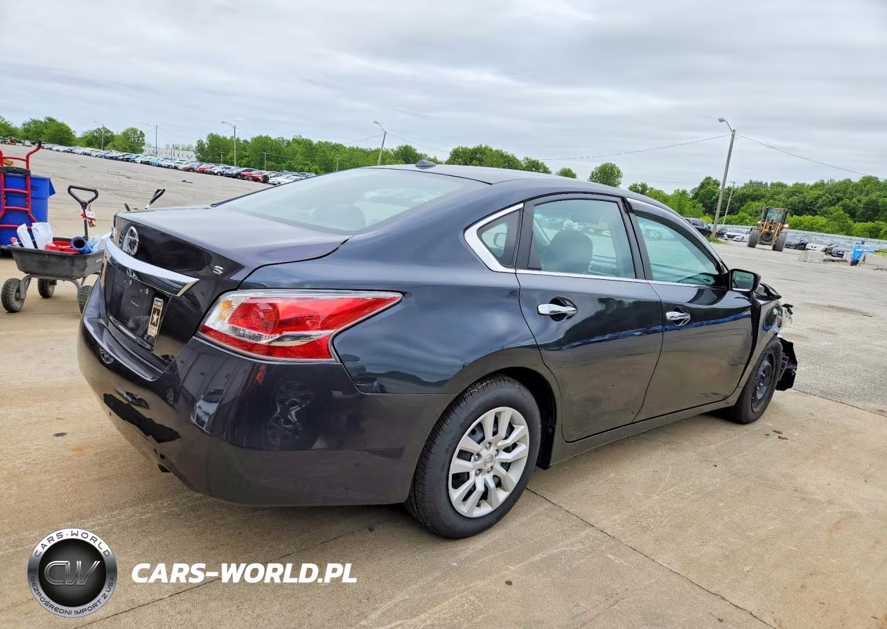 2015 Nissan Altima 2.5 S VIN:1N4AL3AP8FC274892 - 3