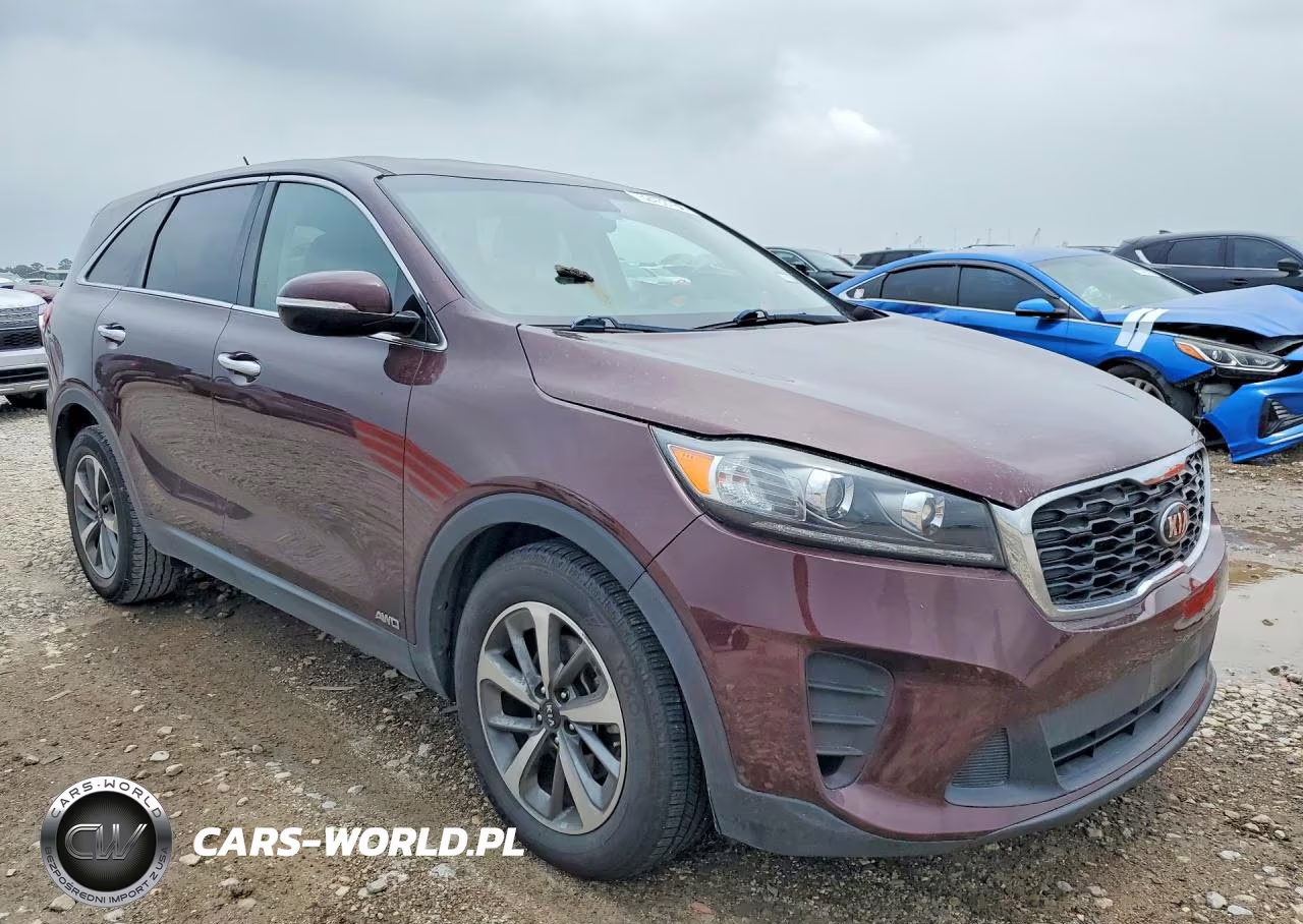 2020 Kia Sorento S VIN:5XYPGDA57LG680814 - 4